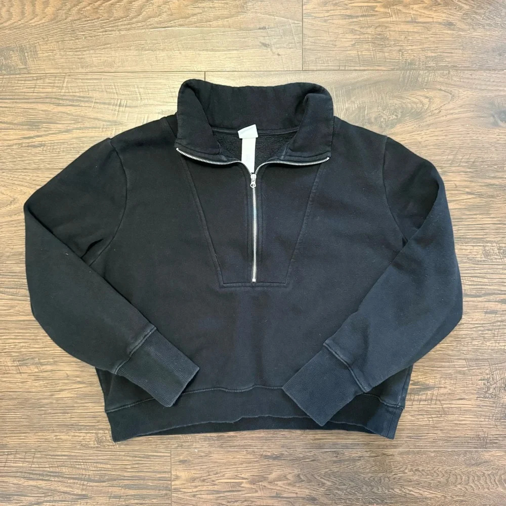 H&M Cropped 1/4 Zip Cozy Black Pullover Casual Sweatshirt Women’s Size Large
